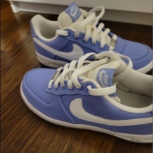 Air Force one low Canvas purple 5Y = womens 7 like New